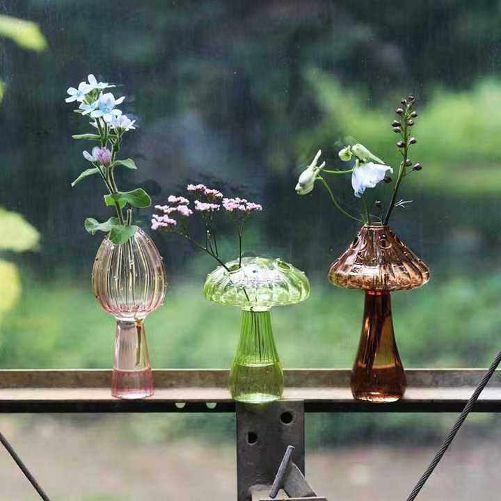 Glass Mushroom Vase – Borosilicate Hydroponics & Aromatherapy Bottle | 5 Styles